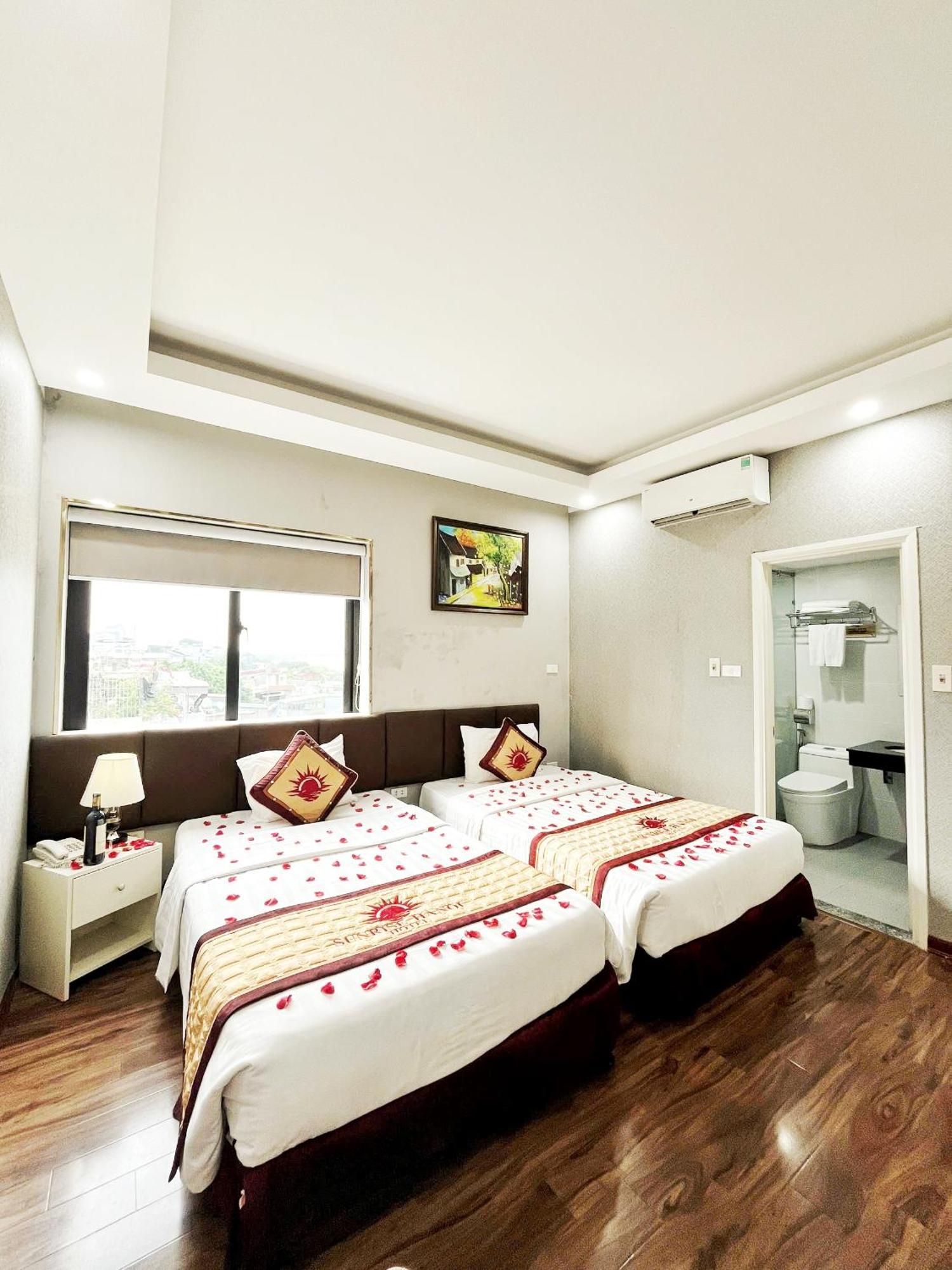 Sunrise Hanoi Hotel Buitenkant foto