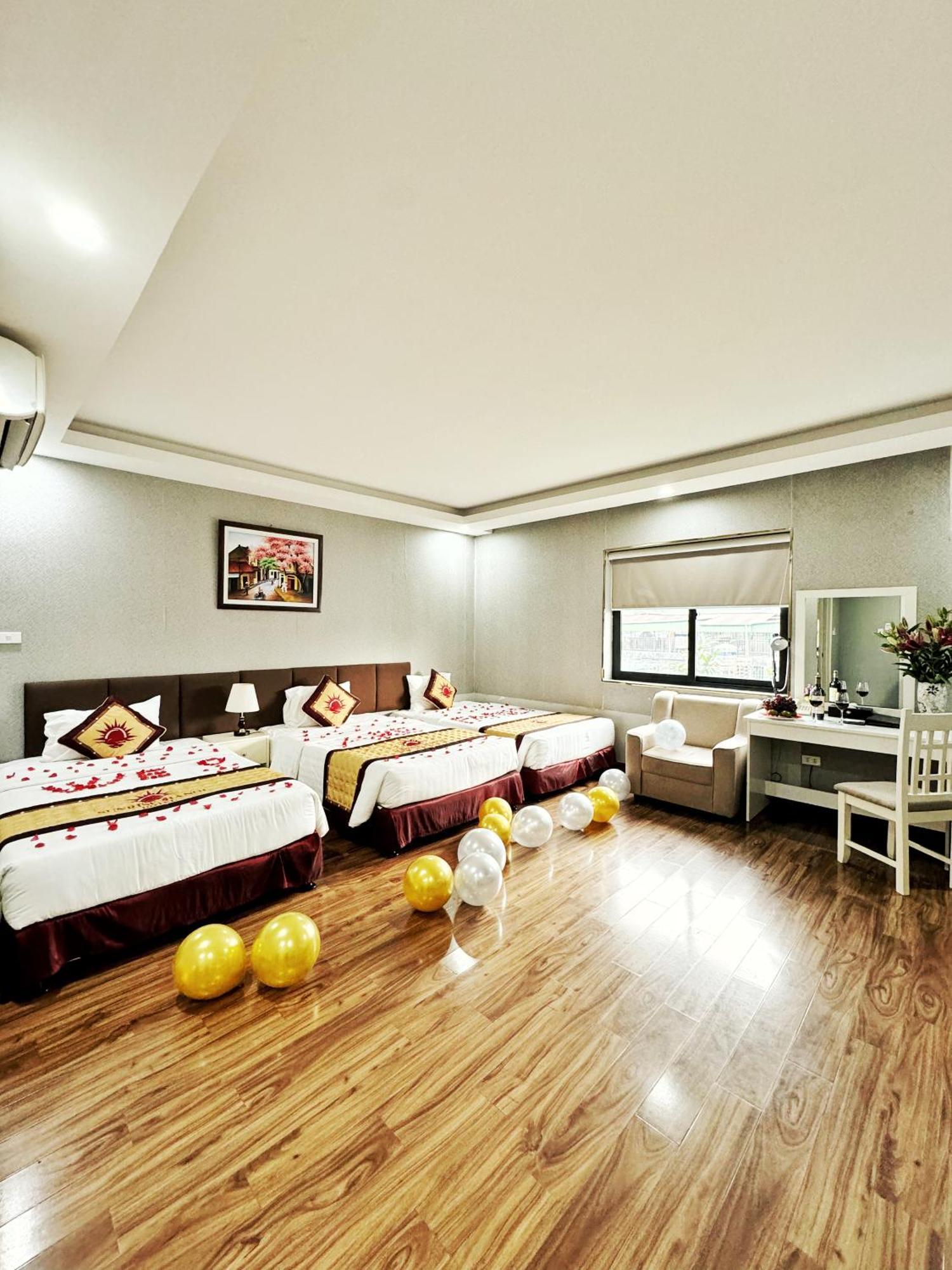 Sunrise Hanoi Hotel Buitenkant foto
