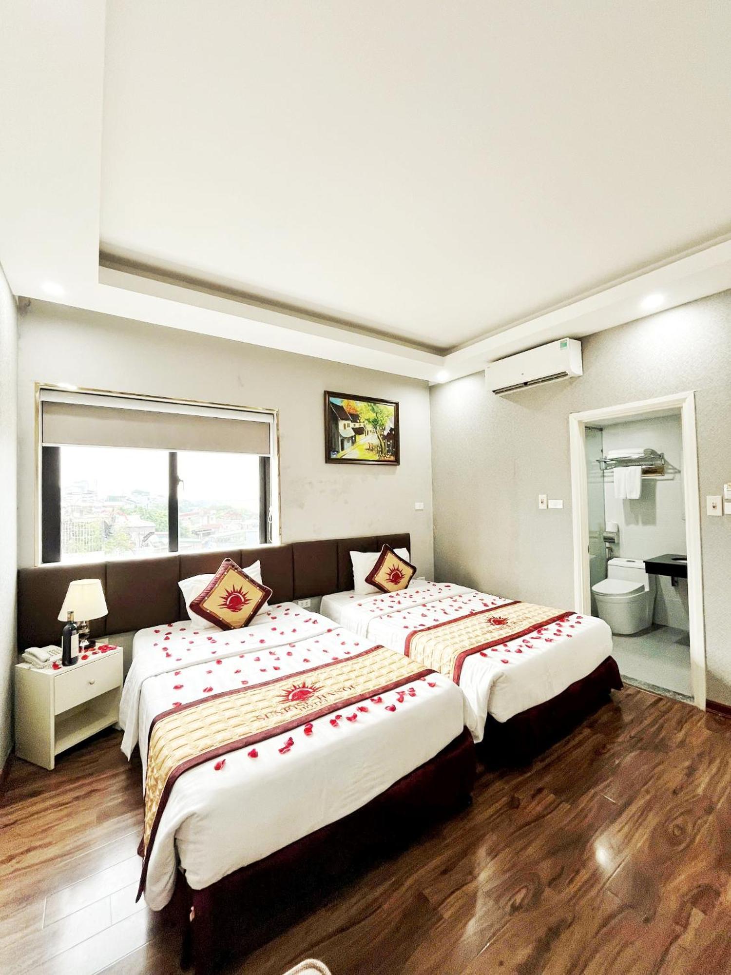 Sunrise Hanoi Hotel Buitenkant foto